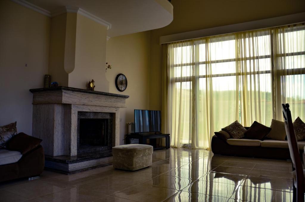 ILIANNO view 3