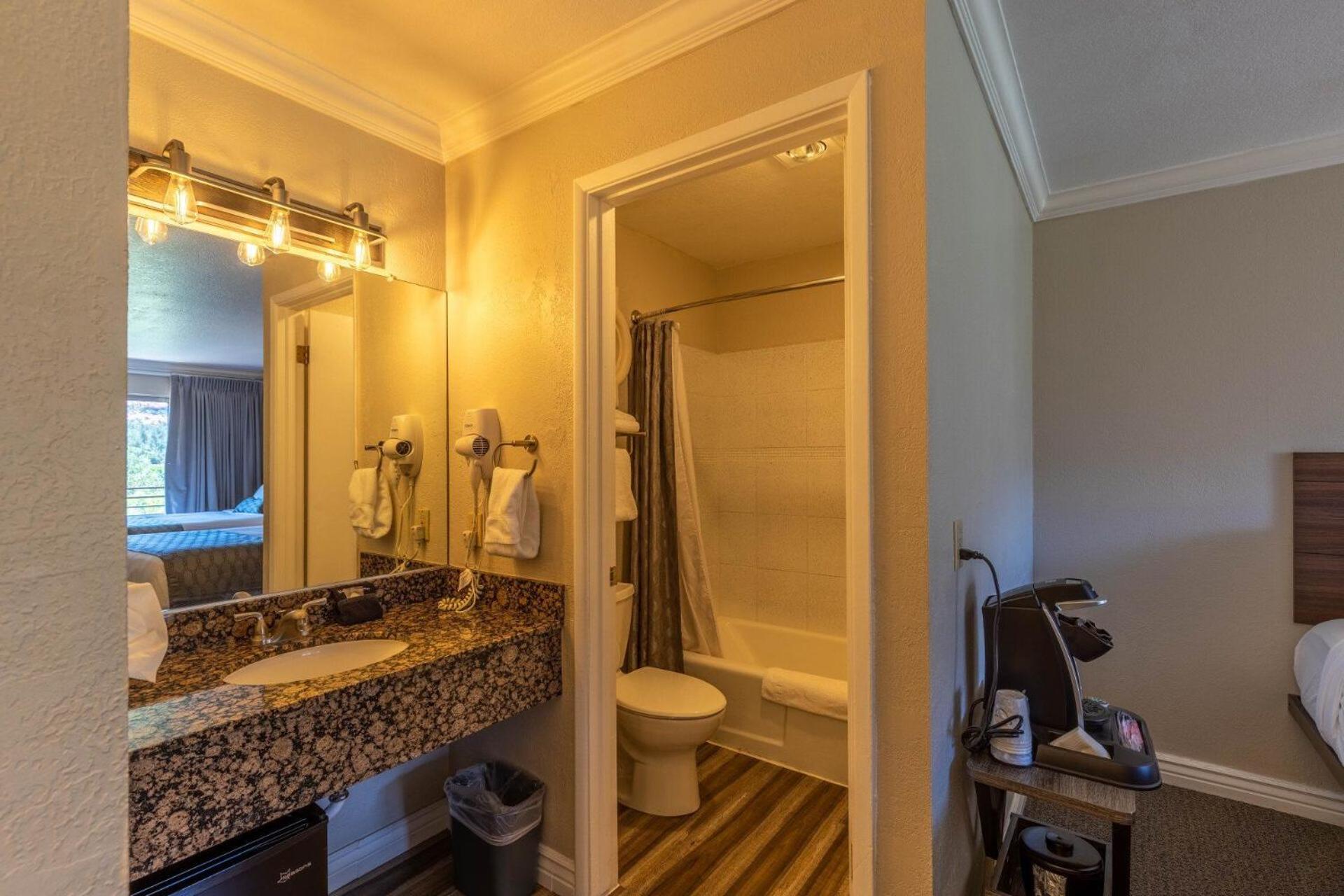 Sedona Vacations - Cedars Resort - Property Image 25