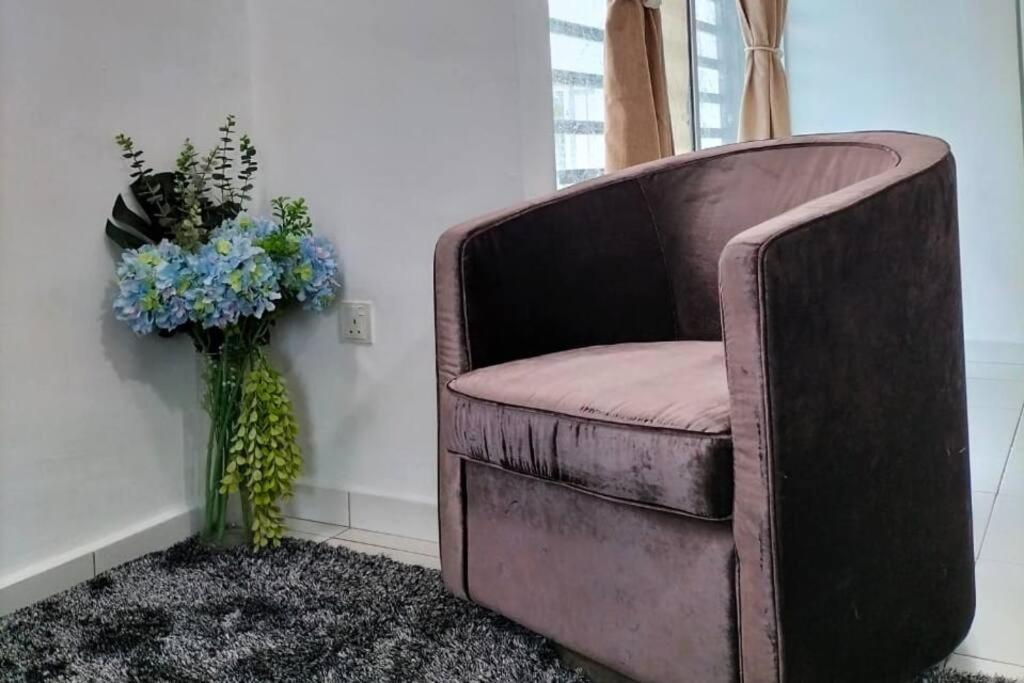 IRIS 55 Corner Lot House Malay Only With Wi-Fi