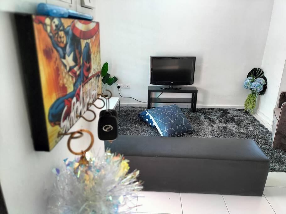 IRIS 55 Corner Lot House Malay Only With Wi-Fi