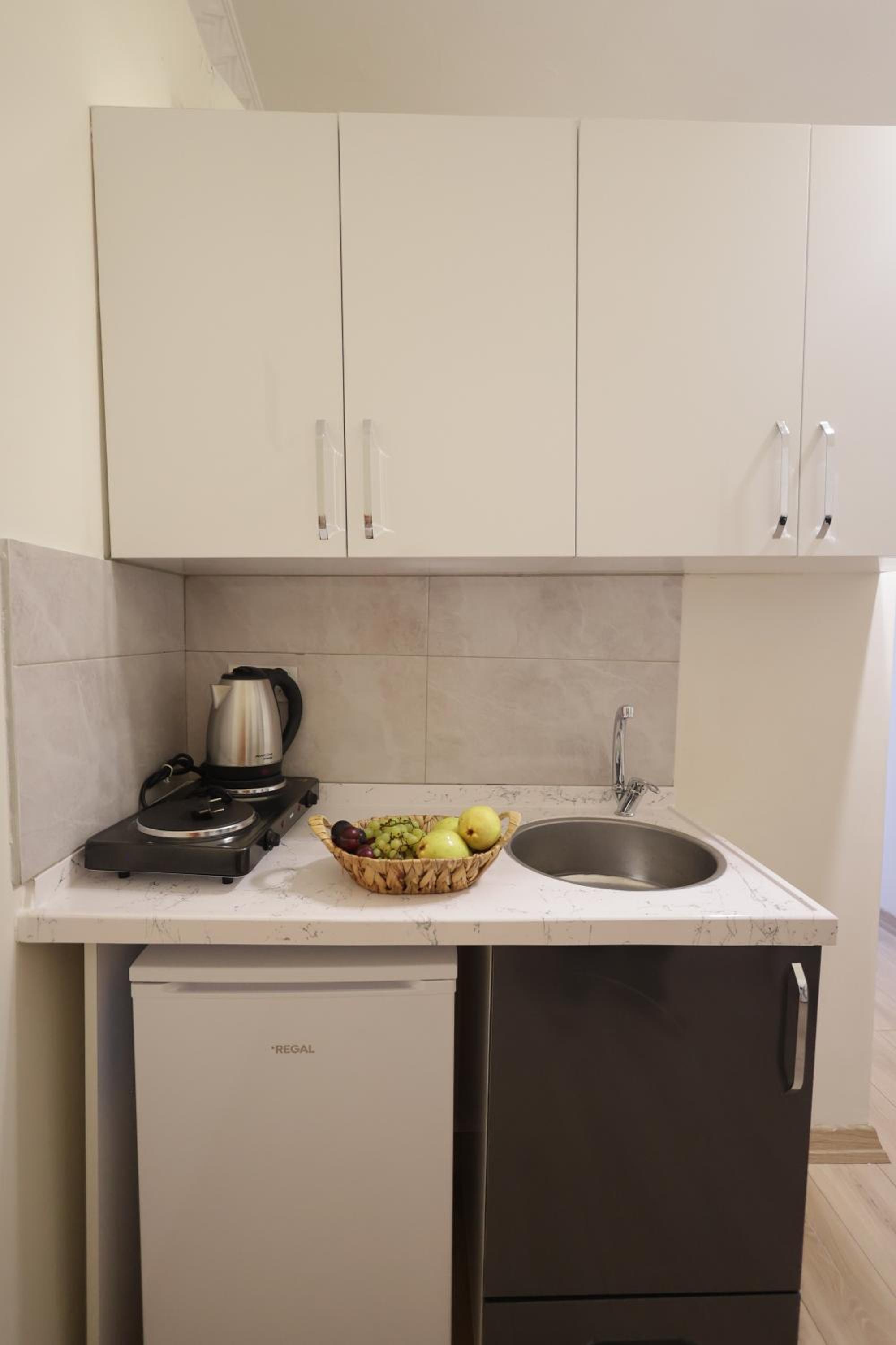 Bonita Apart - Image 31