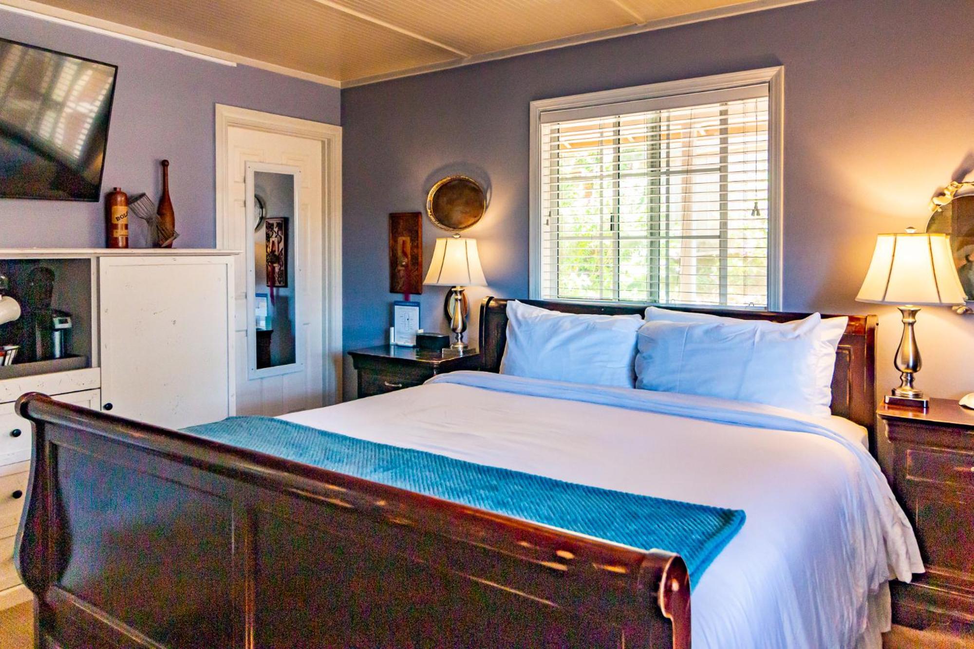 J Patrick Inn
