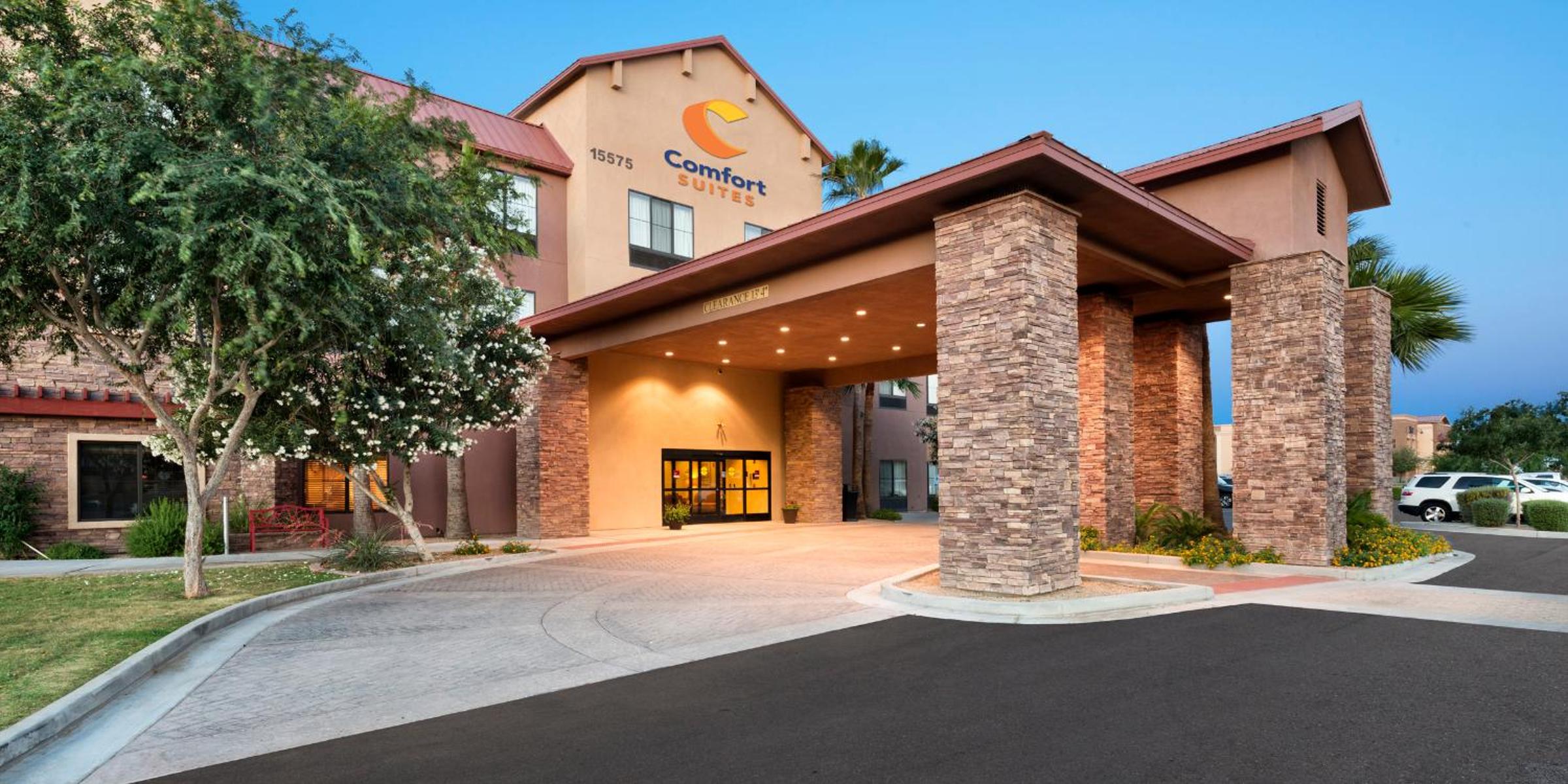 Hotel Comfort Suites Goodyear-West Phoenix - Image 1