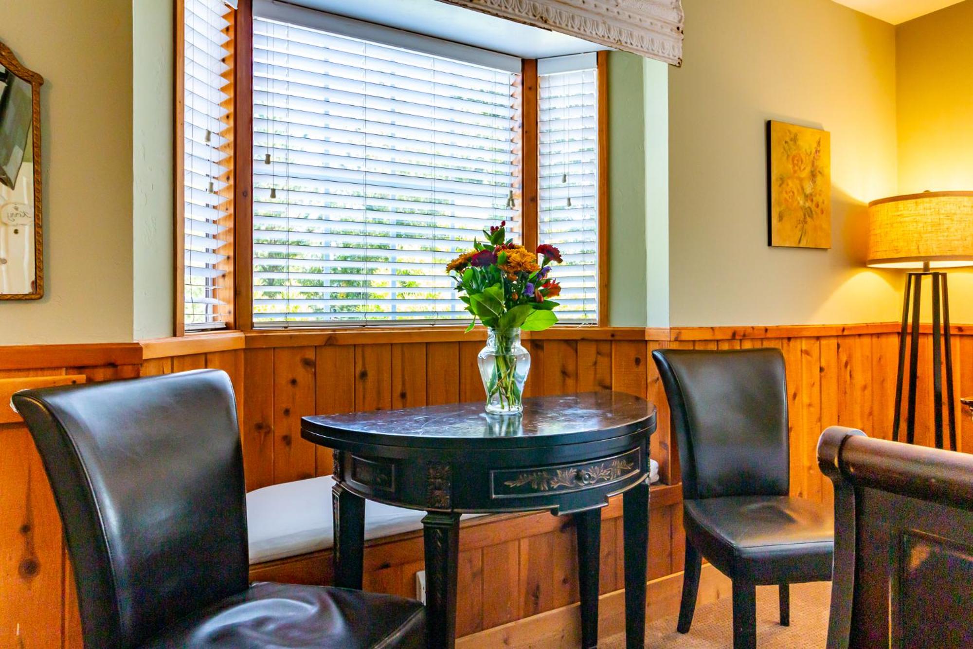 J Patrick Inn