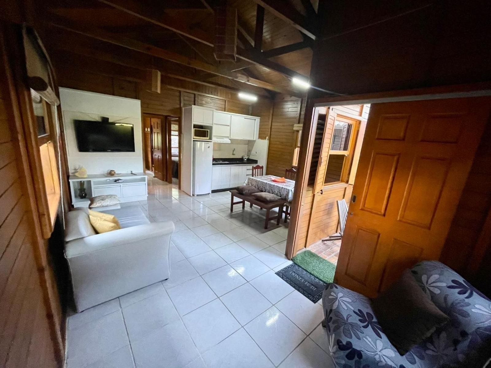 Cabana com piscina - 5 min a pé da praia - Porto Belo