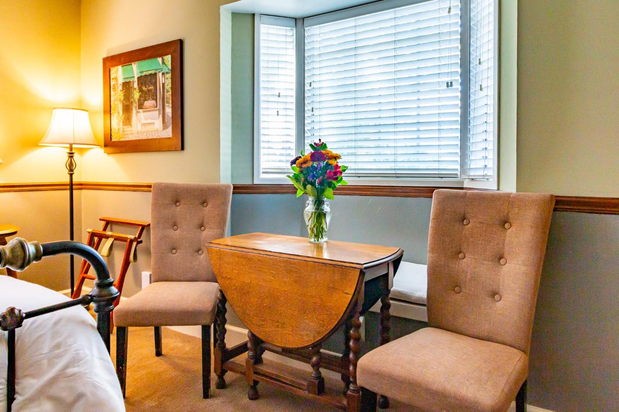 J Patrick Inn