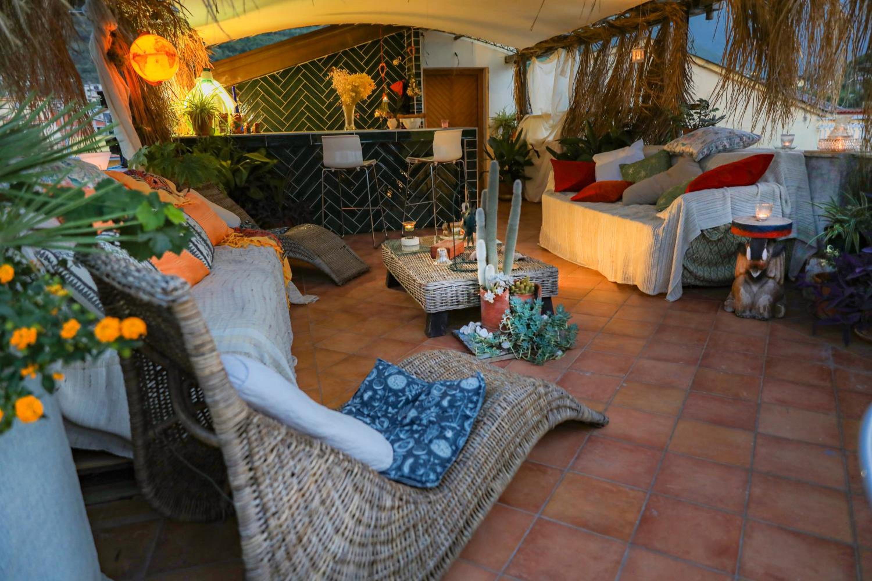 lounge
