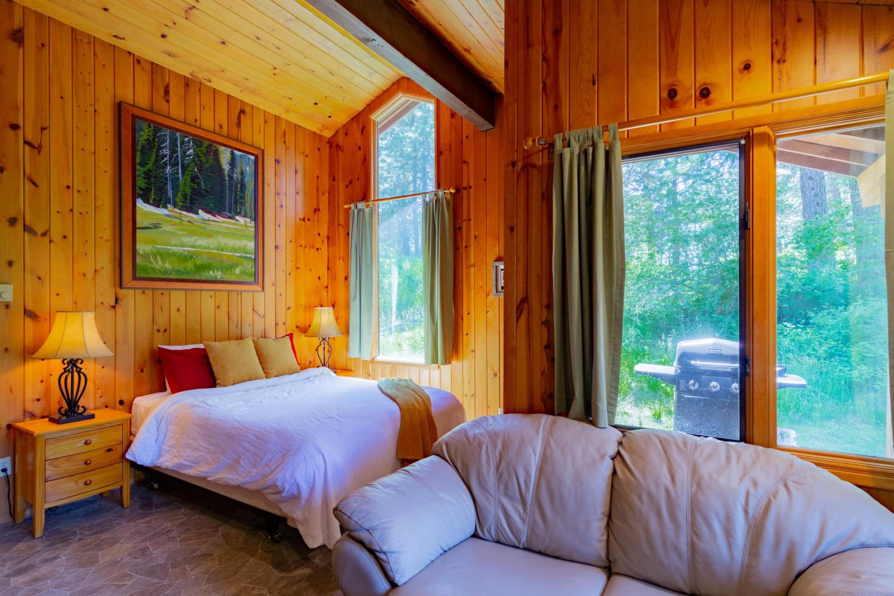 Lake Creek Lodge view 5