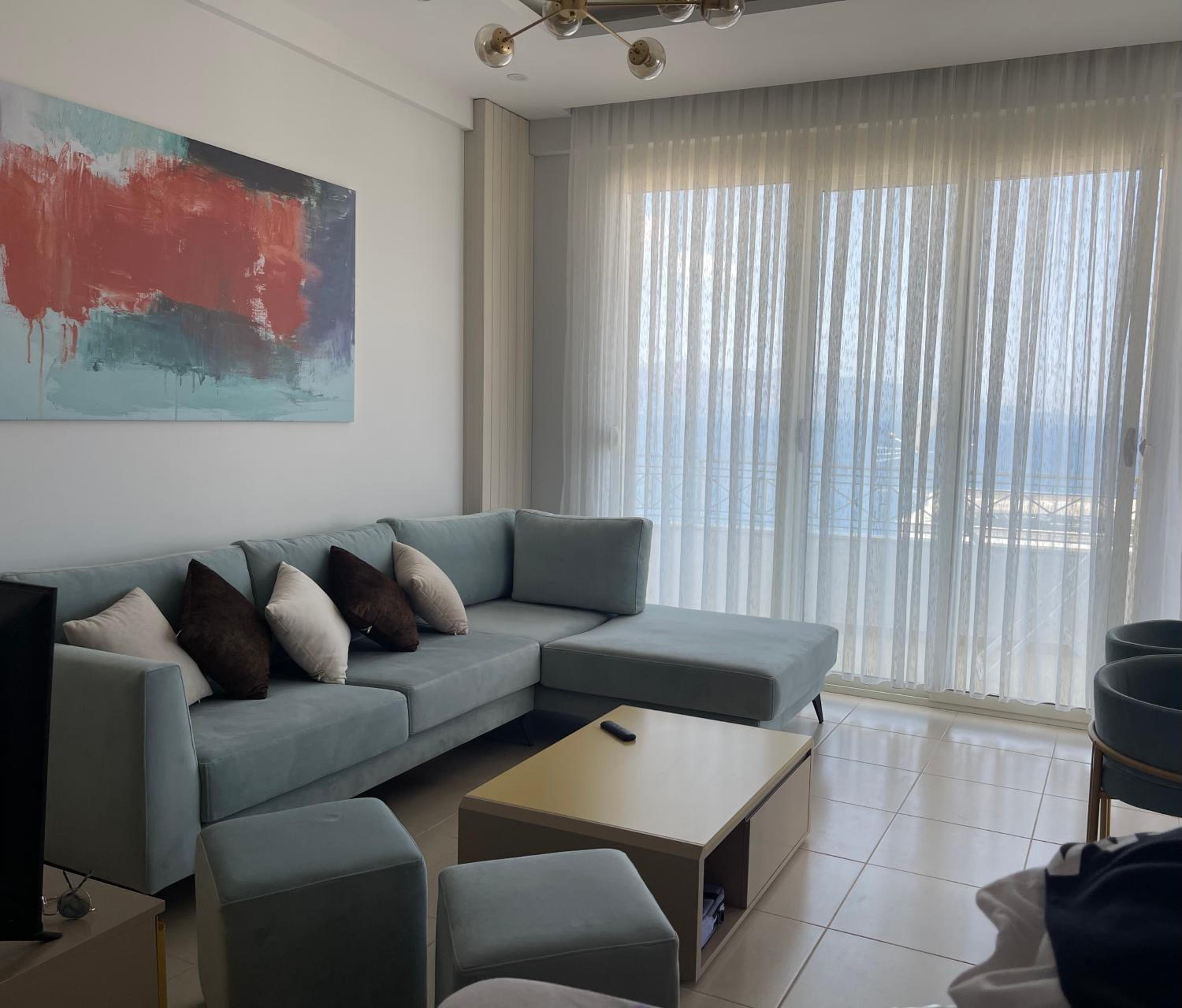 Domi Luxury beach view apartments in Saranda