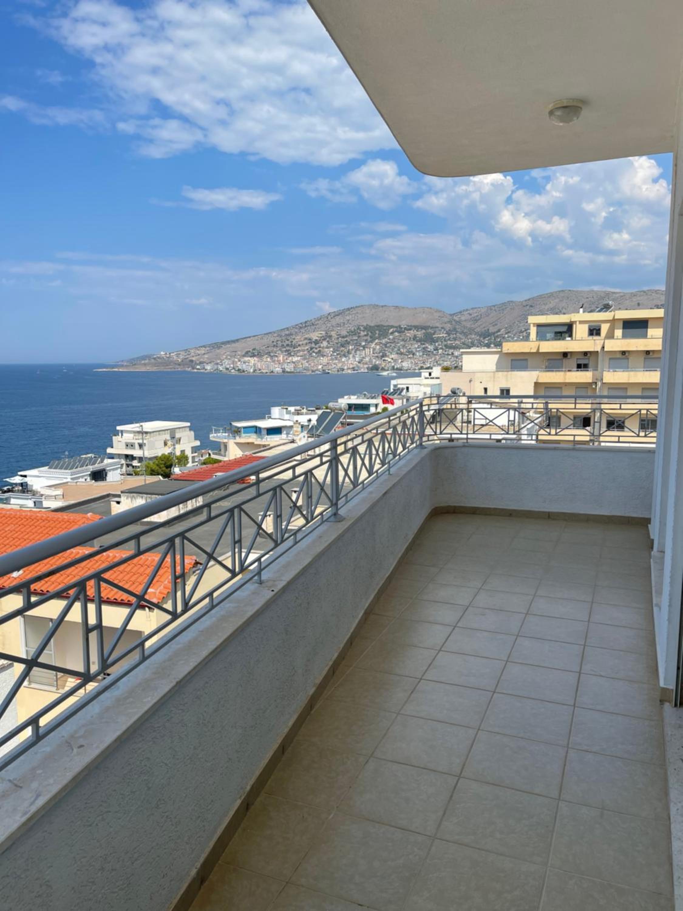 Domi Luxury beach view apartments in Saranda