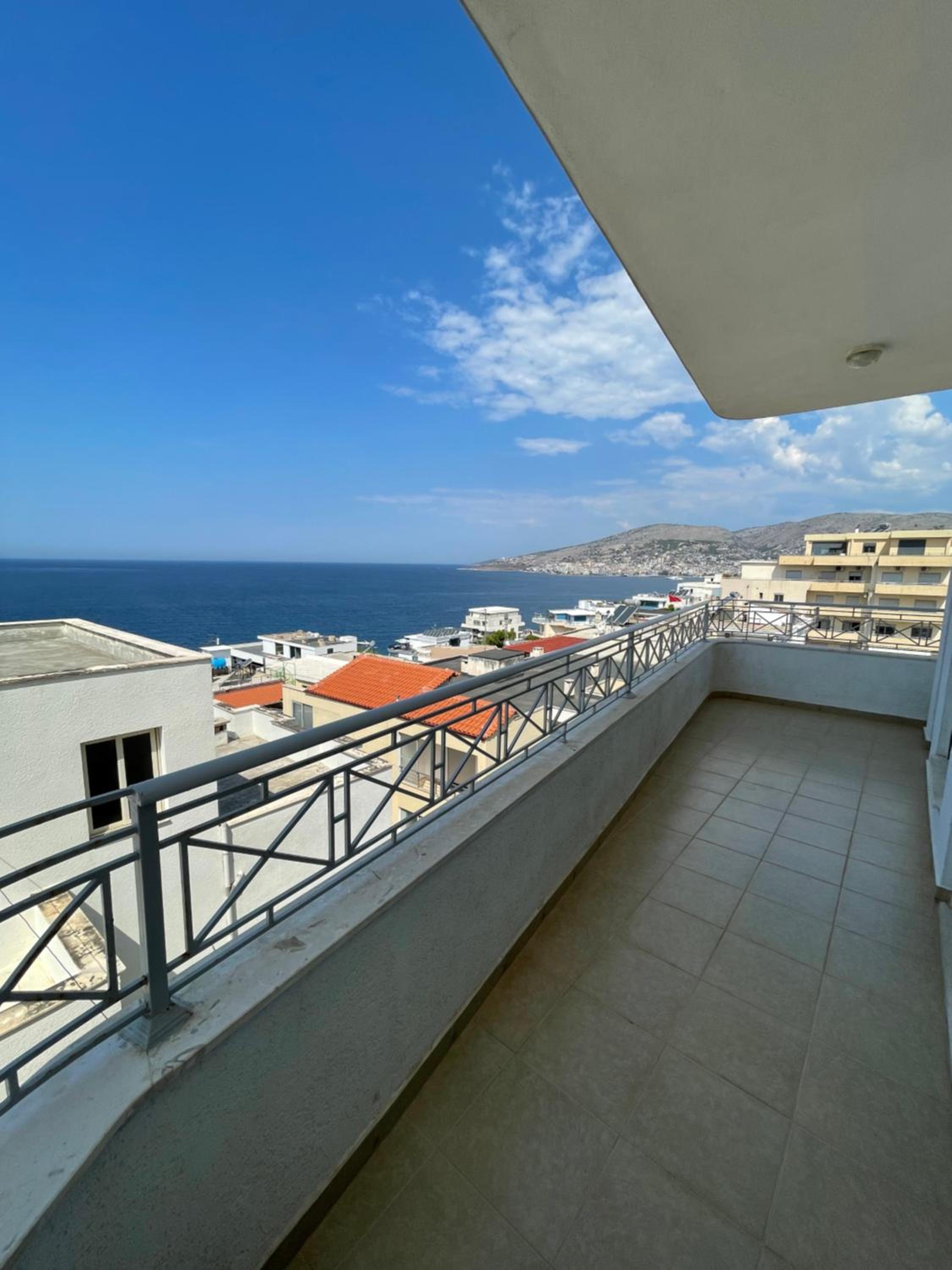 Domi Luxury beach view apartments in Saranda