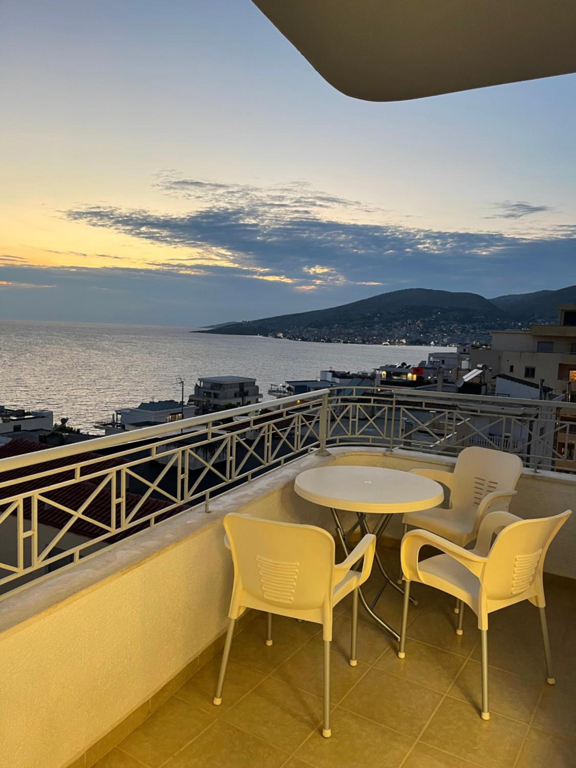Domi Luxury beach view apartments in Saranda