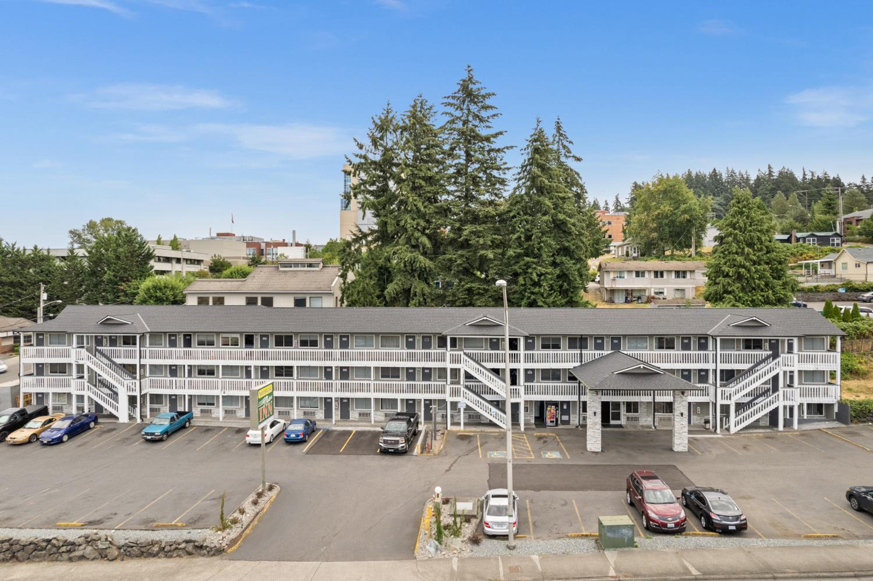 Basecamp Puyallup a Travelodge by Wyndham