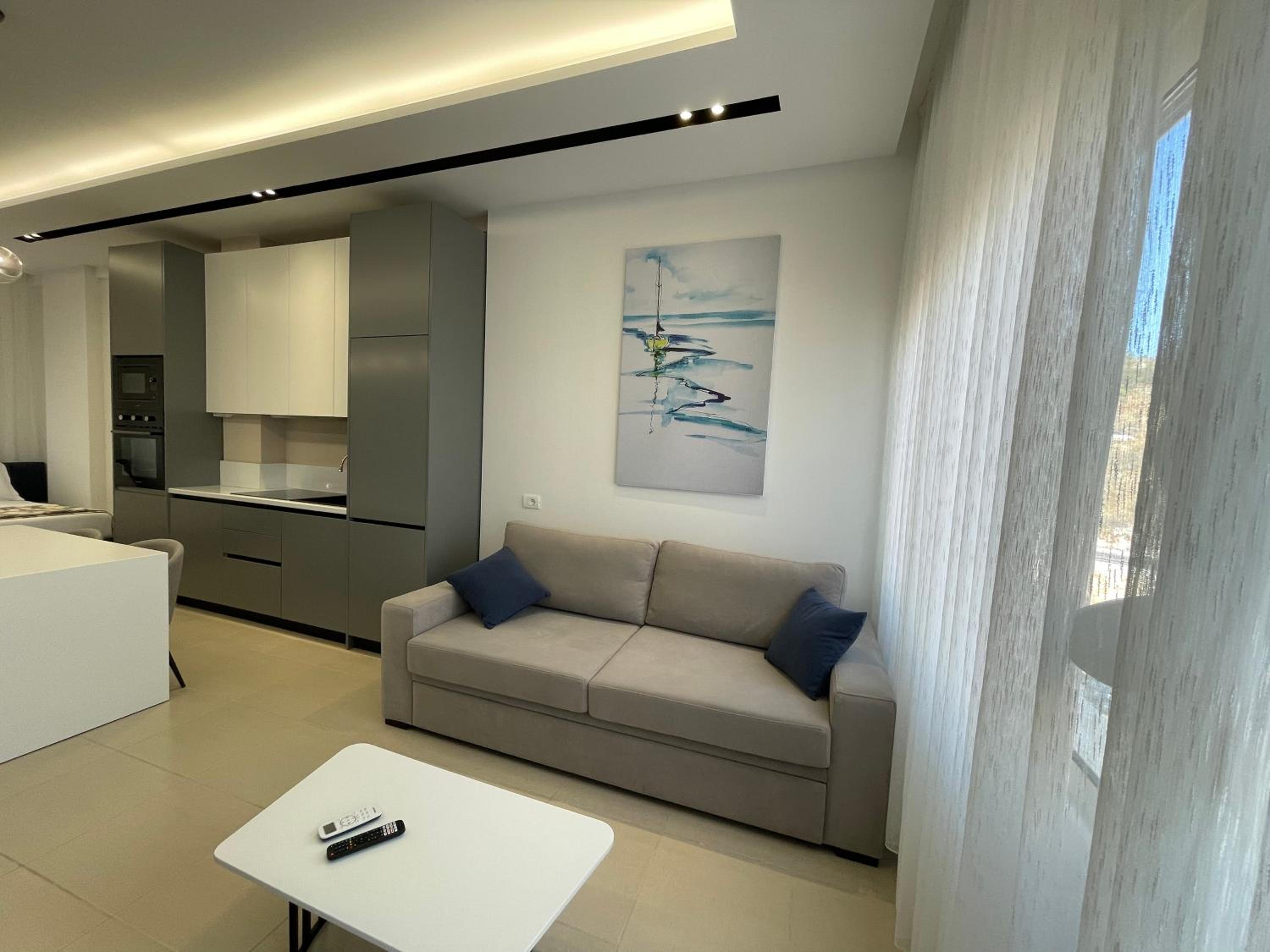 Domi Luxury beach view apartments in Saranda