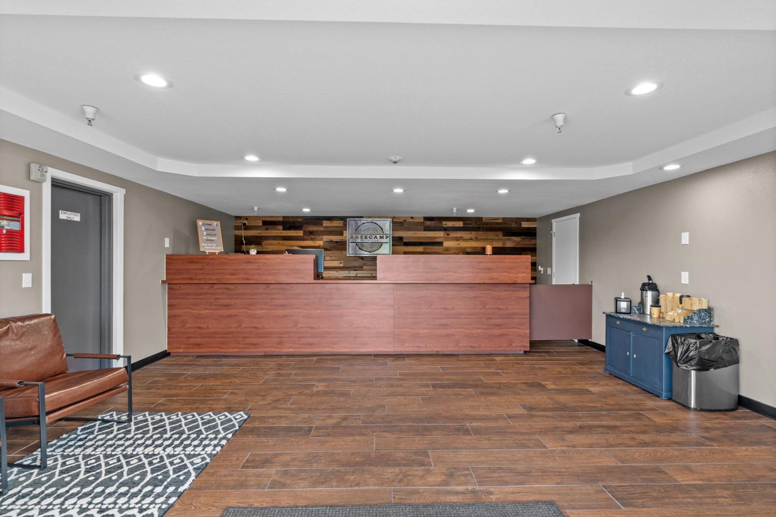 Basecamp Puyallup a Travelodge by Wyndham
