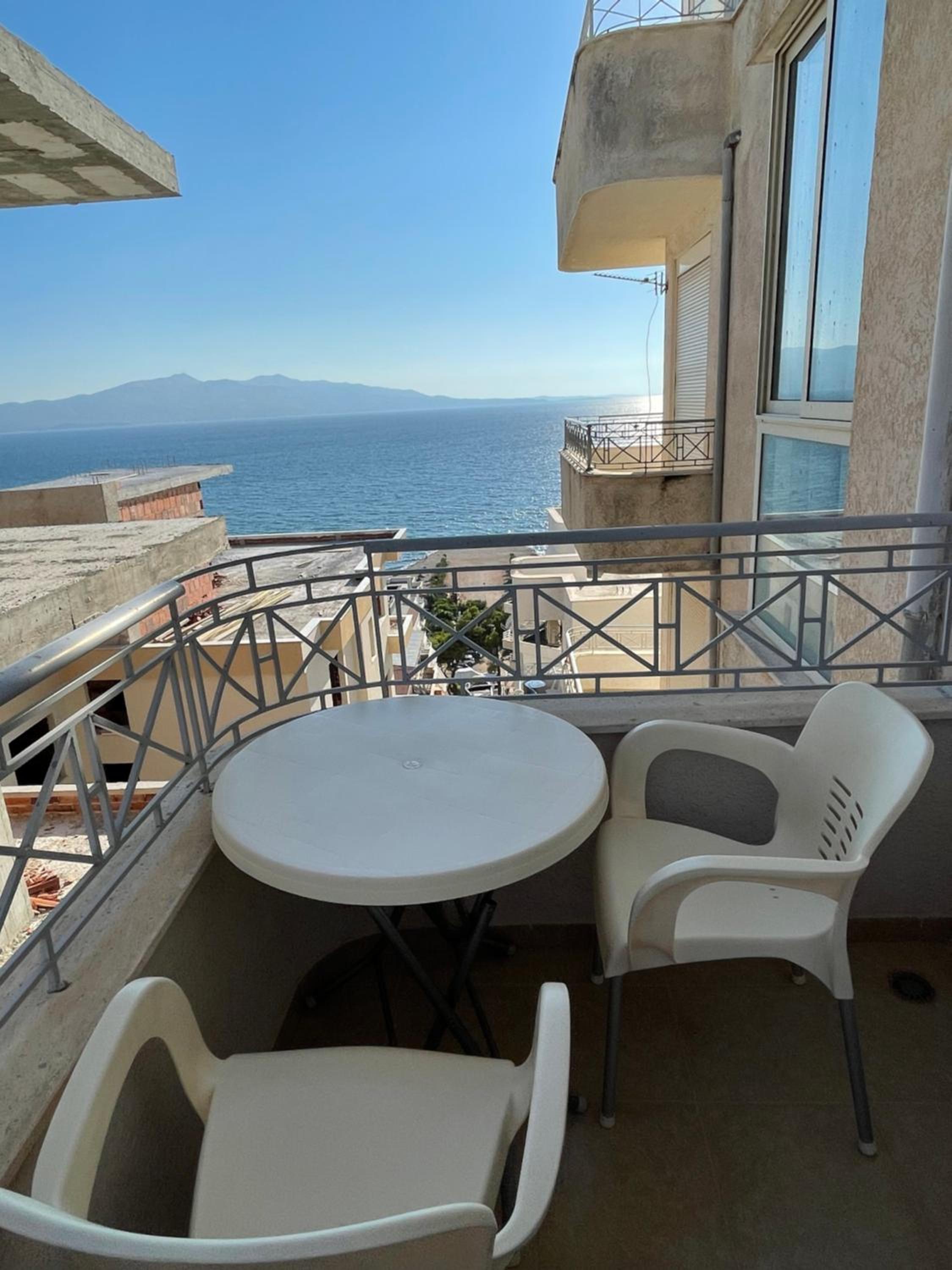 Domi Luxury beach view apartments in Saranda