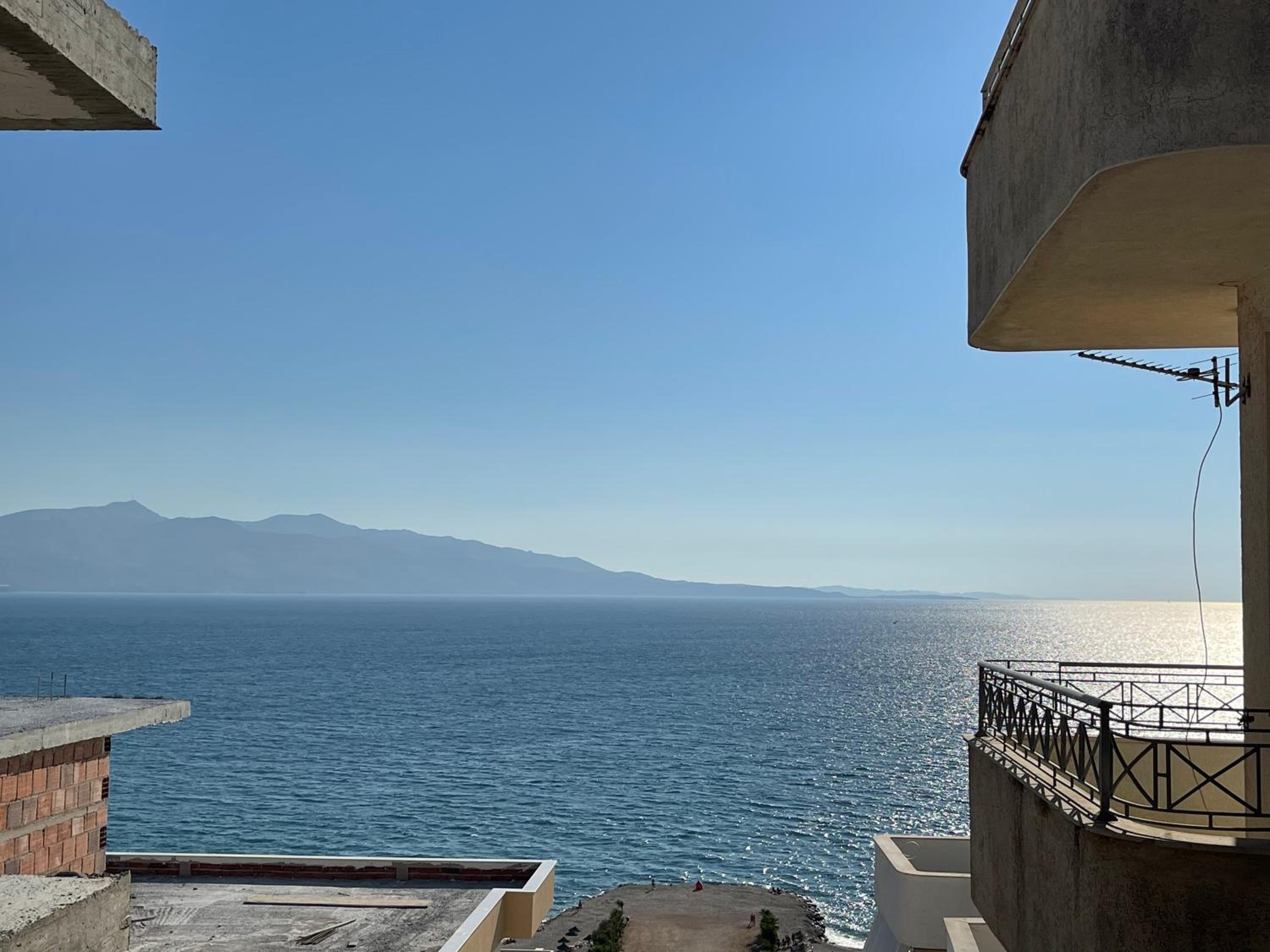 Domi Luxury beach view apartments in Saranda