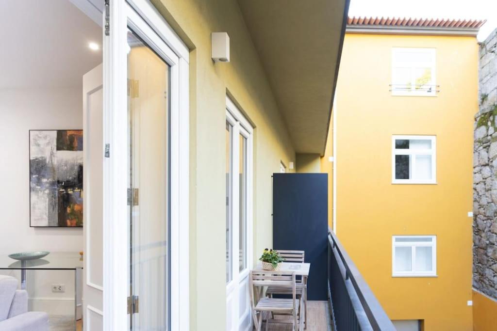 Sweet Porto Loft - Balcony & Central view 3