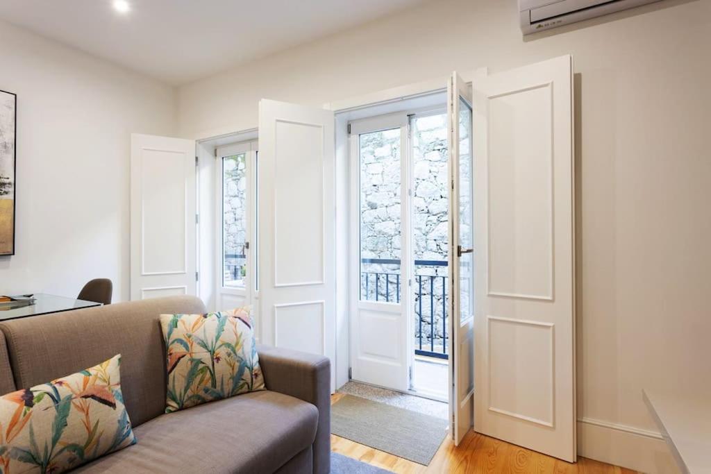 Sweet Porto Loft - Balcony & Central view 5