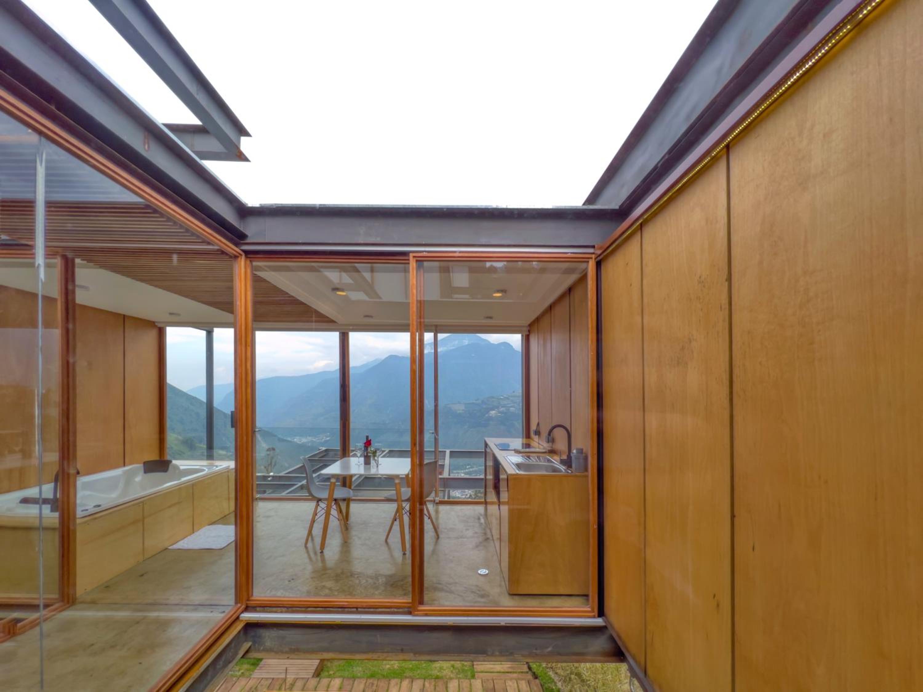 Deluxe volcán Primeras suites colgantes del mundo