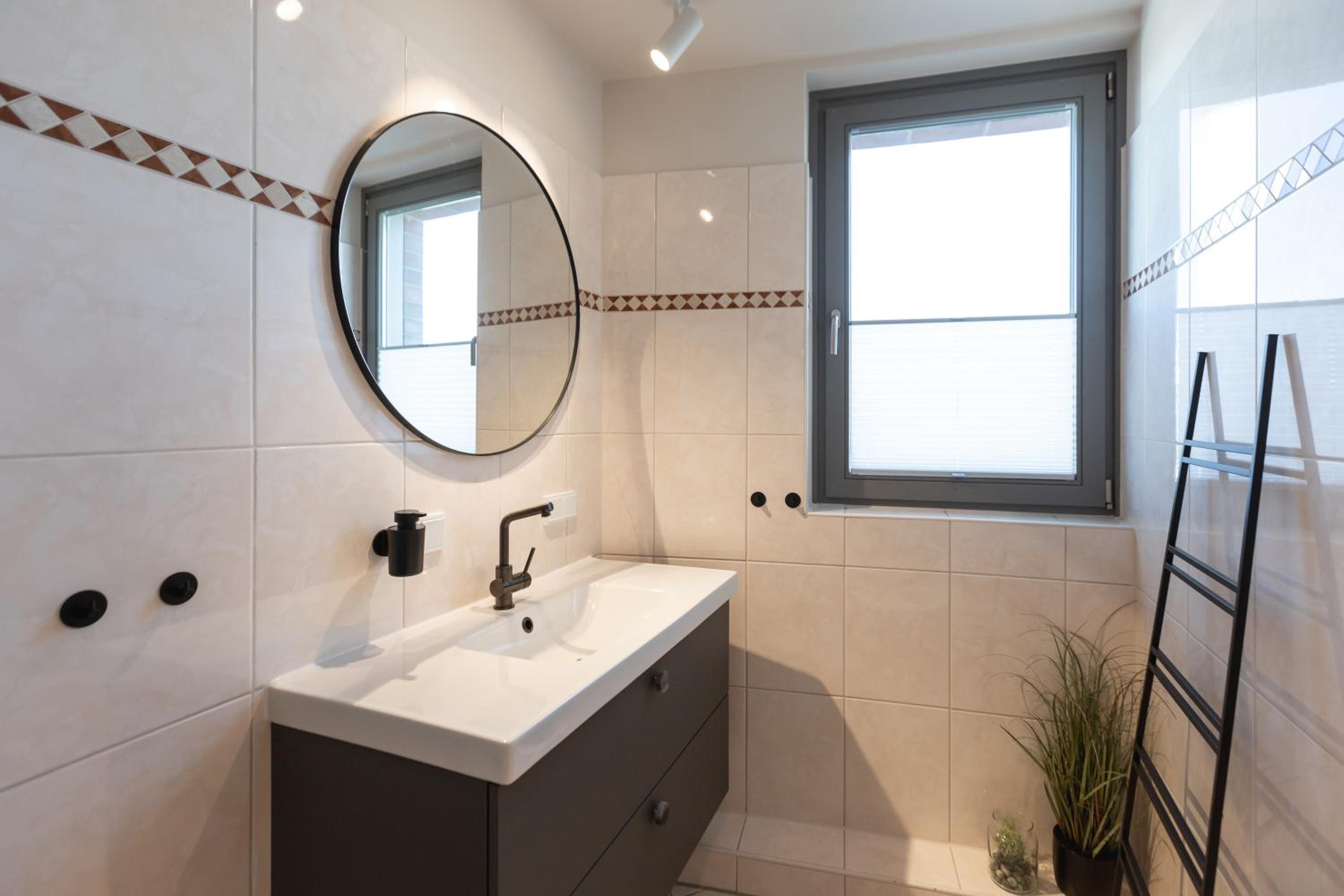 Bheaven I Sea Pilot Premium Apartment