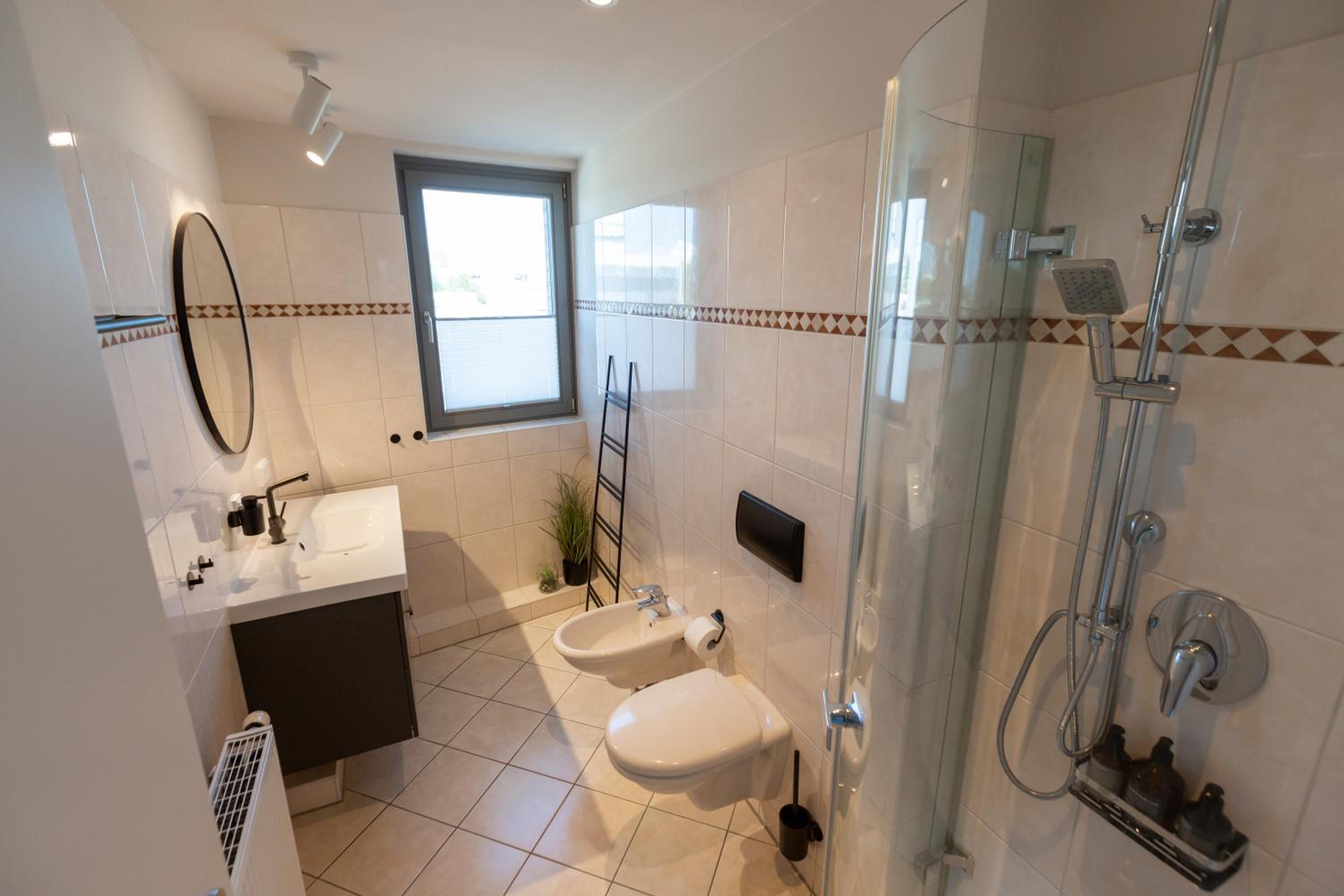 Bheaven I Sea Pilot Premium Apartment