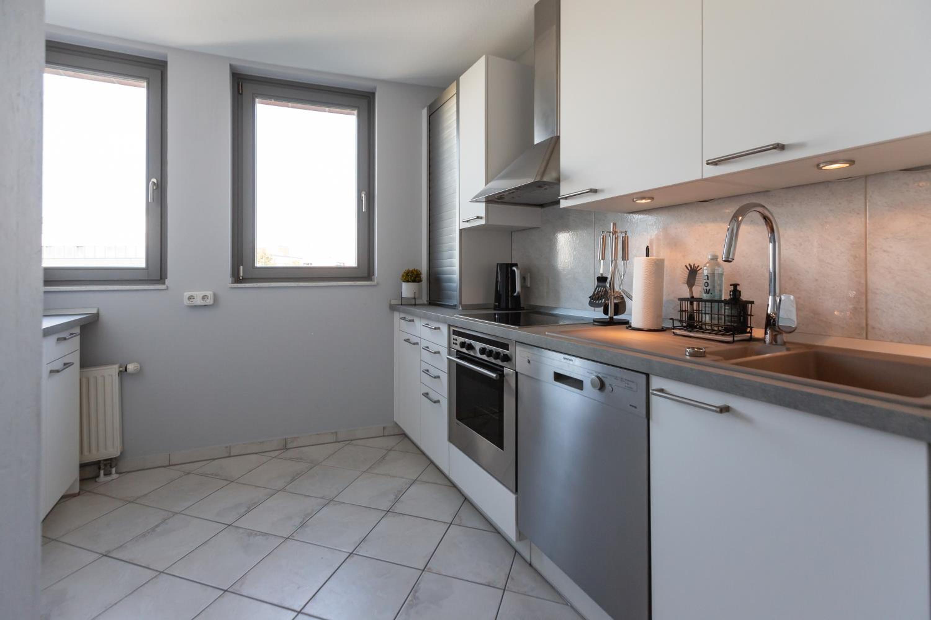Bheaven I Sea Pilot Premium Apartment