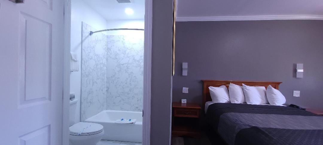 Chico Vacations - Rodeway Inn Chico University Area - Property Image 48