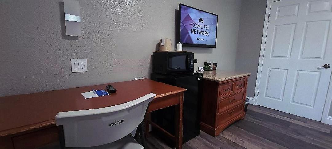 Chico Vacations - Rodeway Inn Chico University Area - Property Image 9