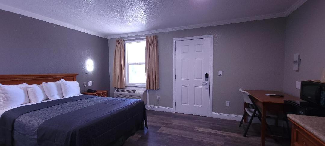 Chico Vacations - Rodeway Inn Chico University Area - Property Image 10