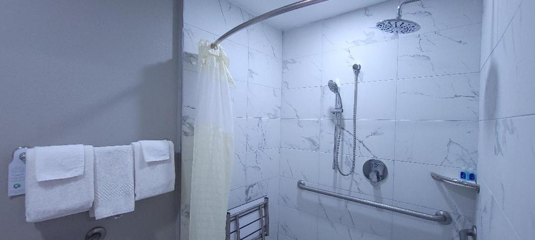 Chico Vacations - Rodeway Inn Chico University Area - Property Image 6