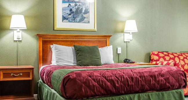 Chico Vacations - Rodeway Inn Chico University Area - Property Image 25