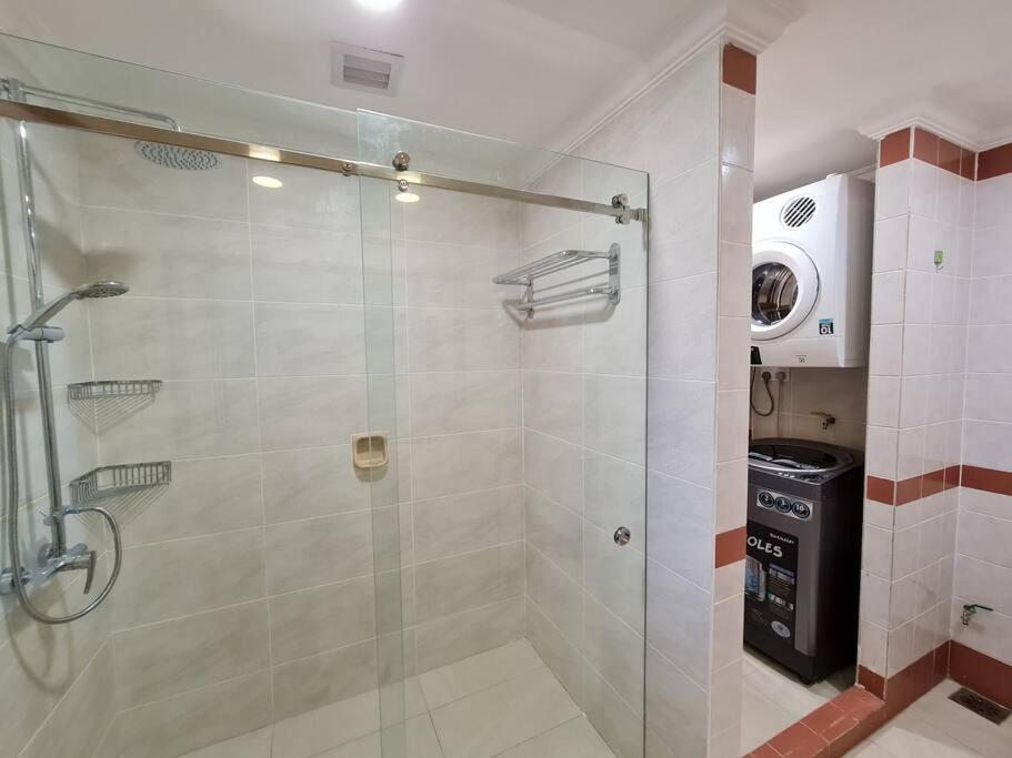 Lovely Waterfront Riverbank Suite with Pool view 3
