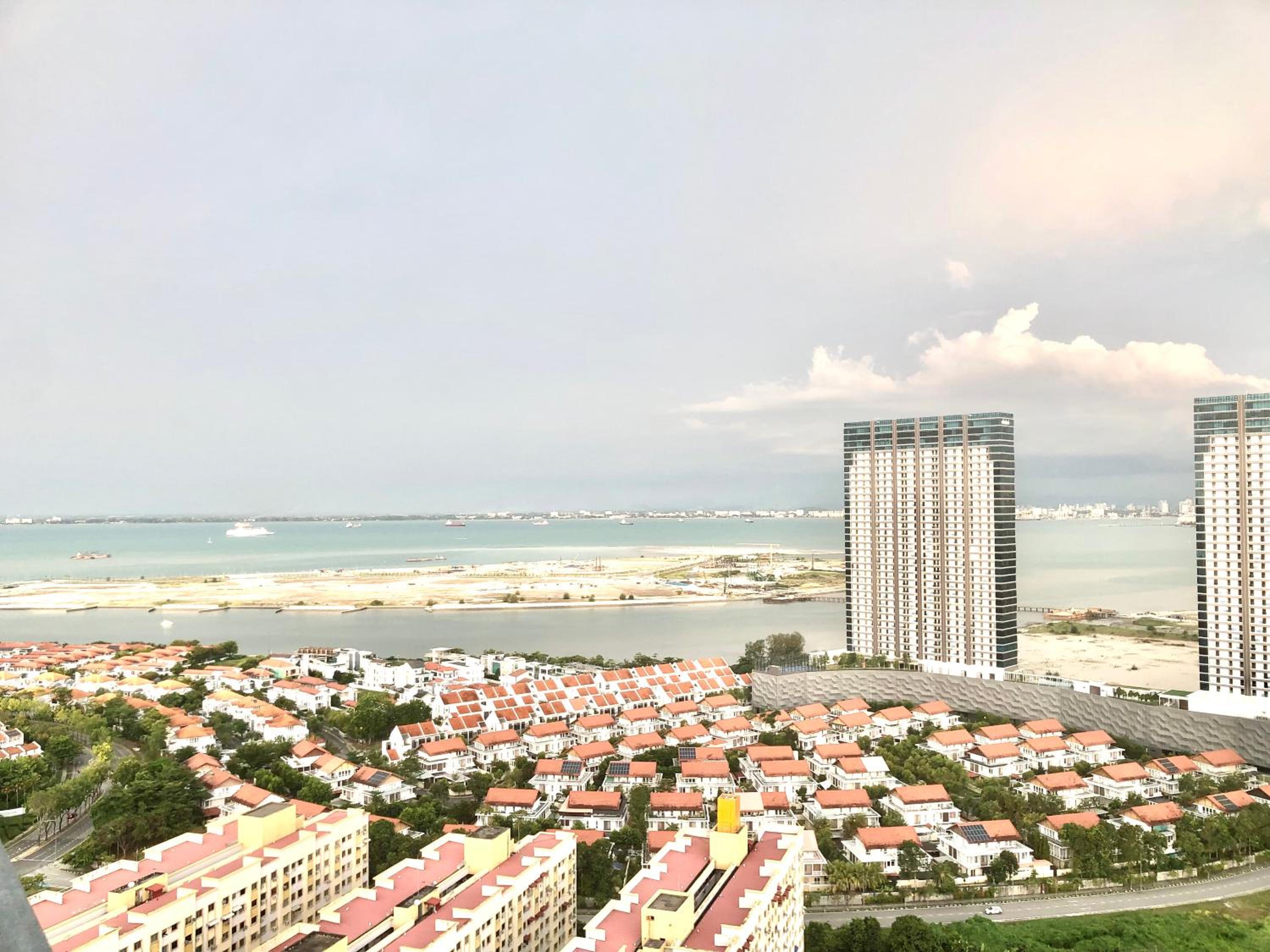 Seaview Water Purify Cozy Comfortable for Short & Long Stay in The Landmark by Katana photo 8
