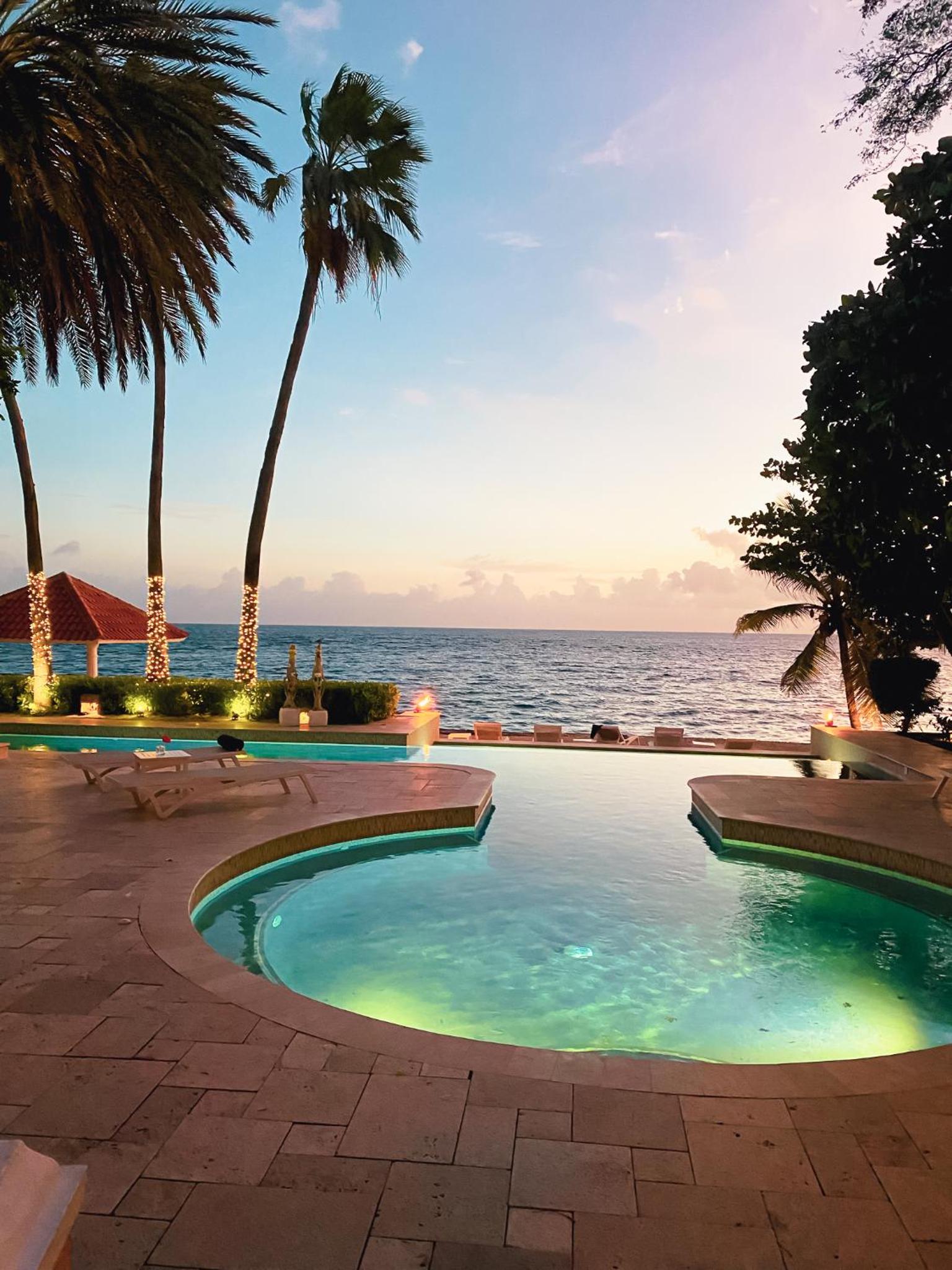 Sirena Bay Estate