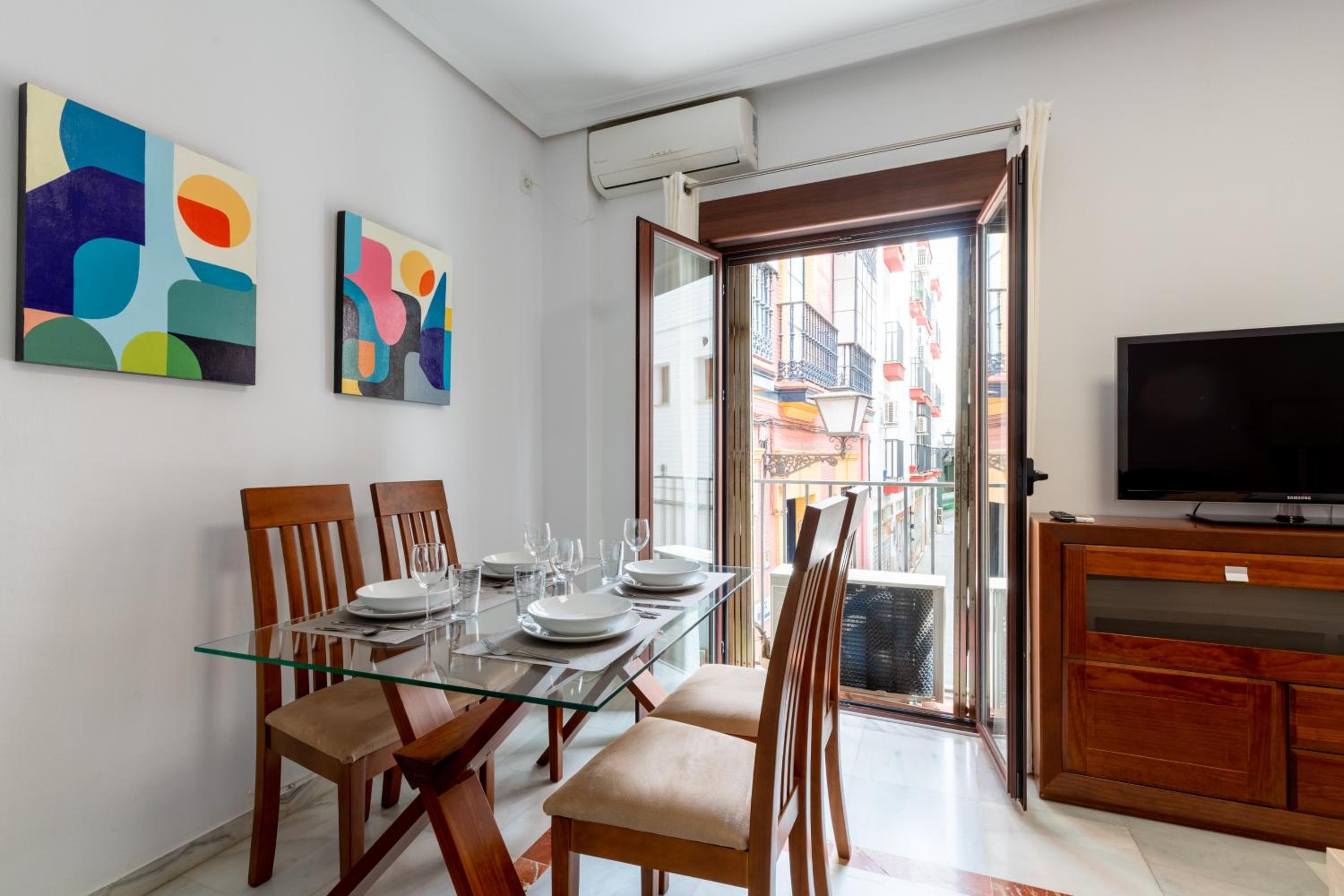 Holi-Rent Cuna