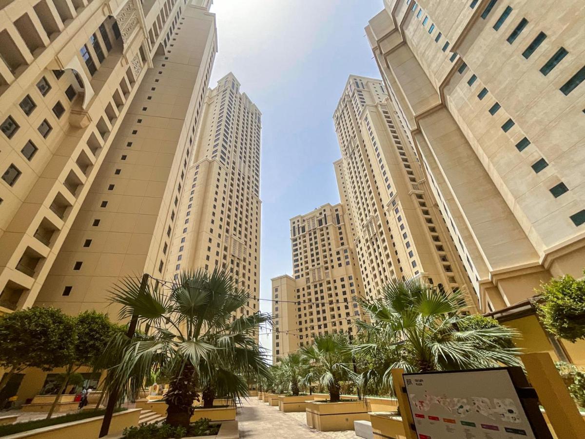 HiGuests - Unique Duplex Penthouse in JBR with Sea Views