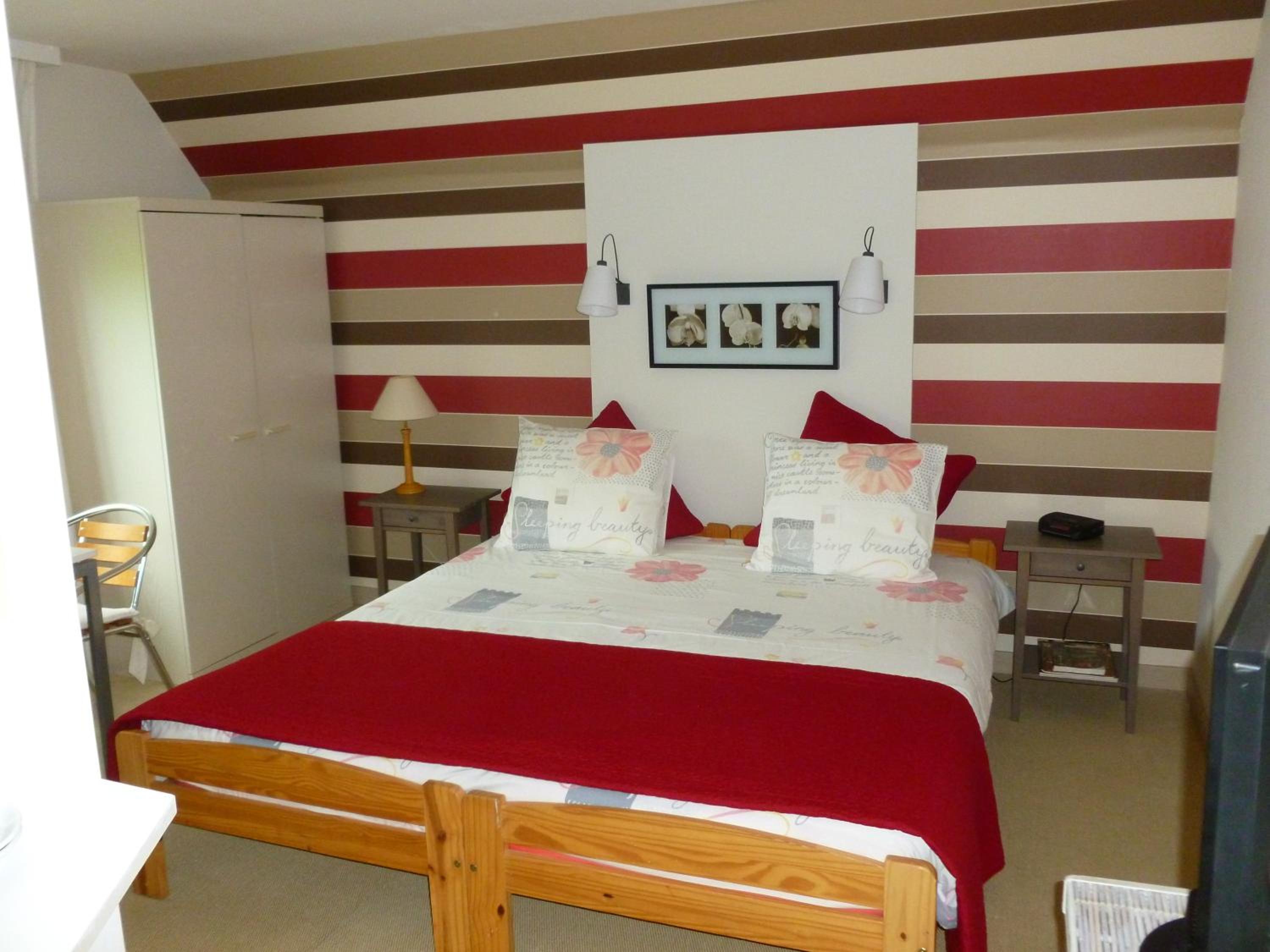 B&B Roseland