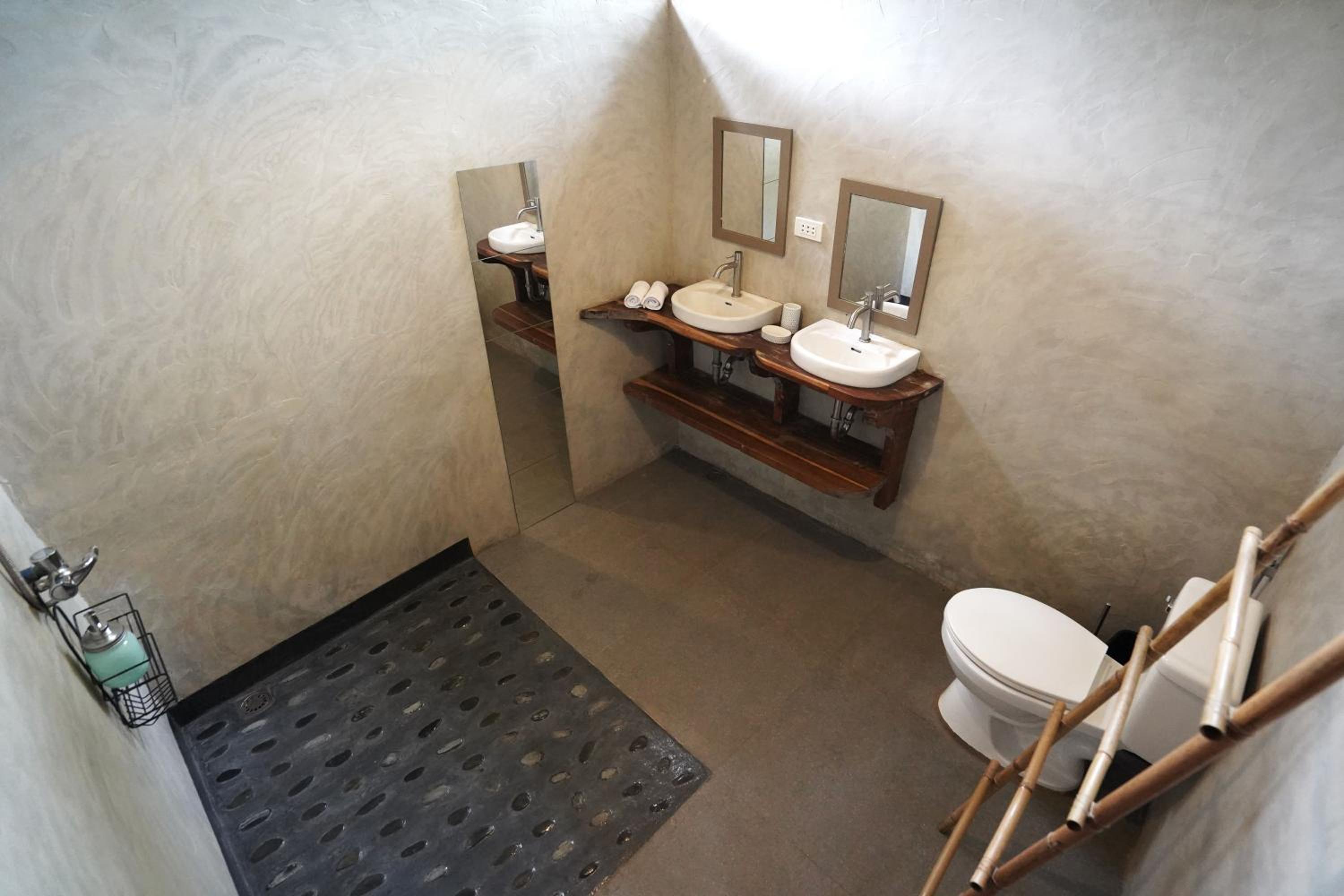 Photo 19