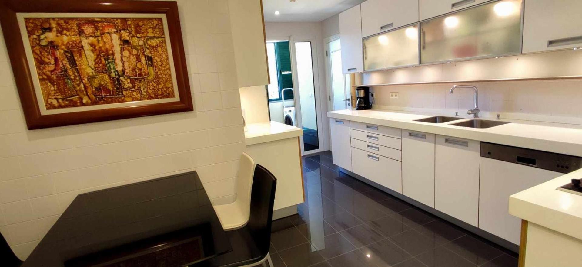 Luxury Sea View Apartment view 5