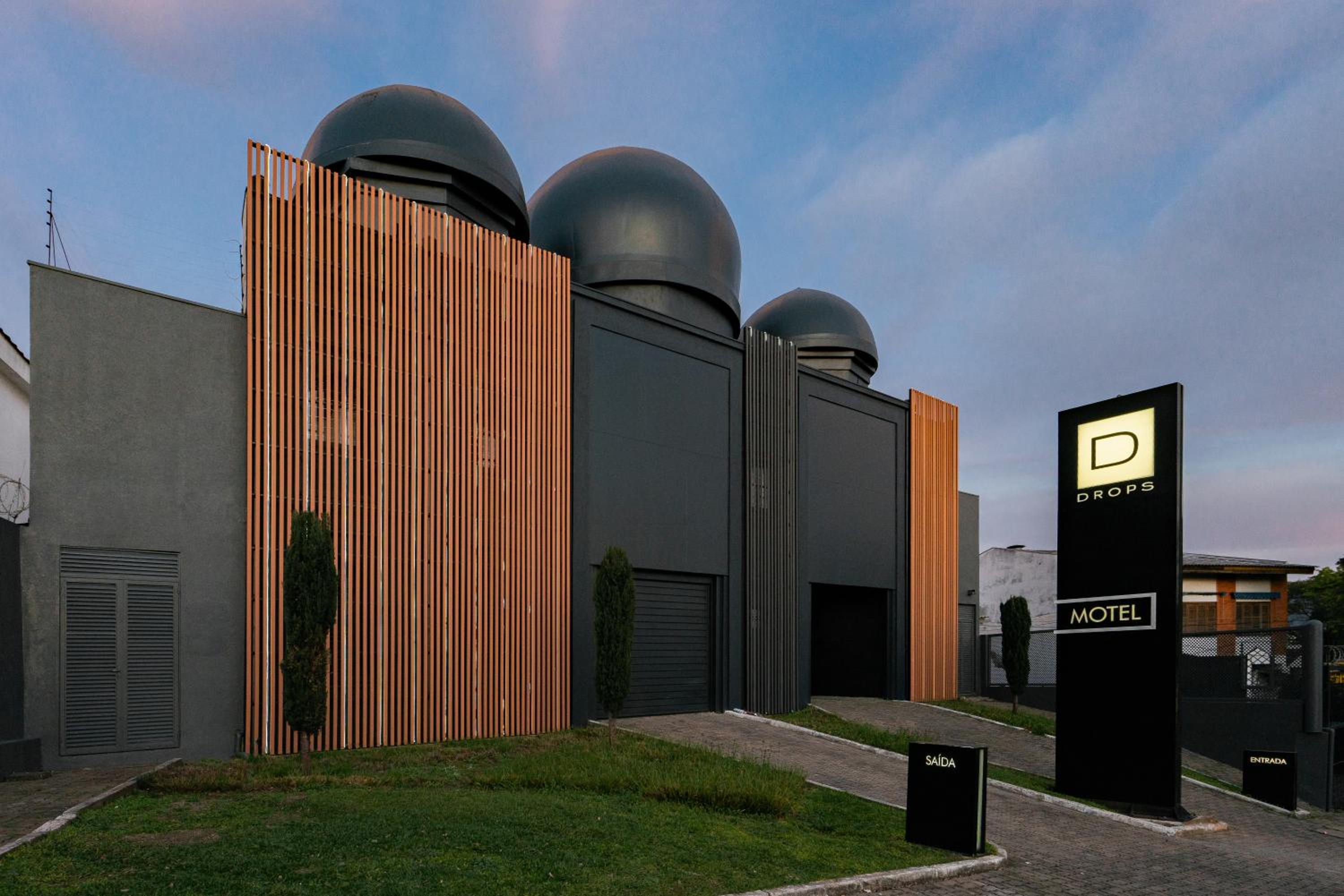 Hotel Drops Motel Porto Alegre - Image 1