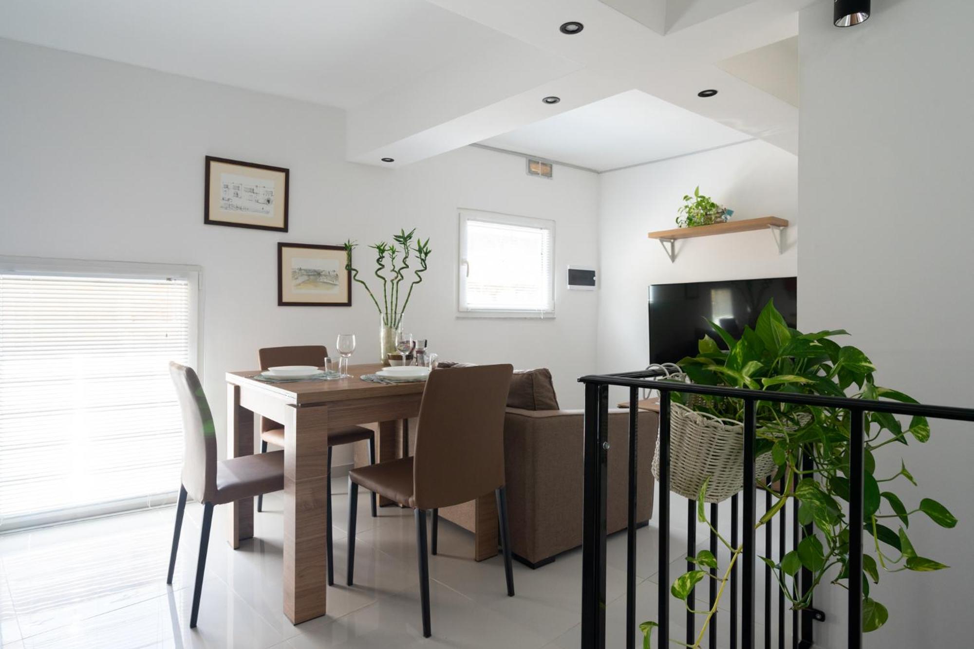 The Shoebox -Stylish & Cosy House photo 2