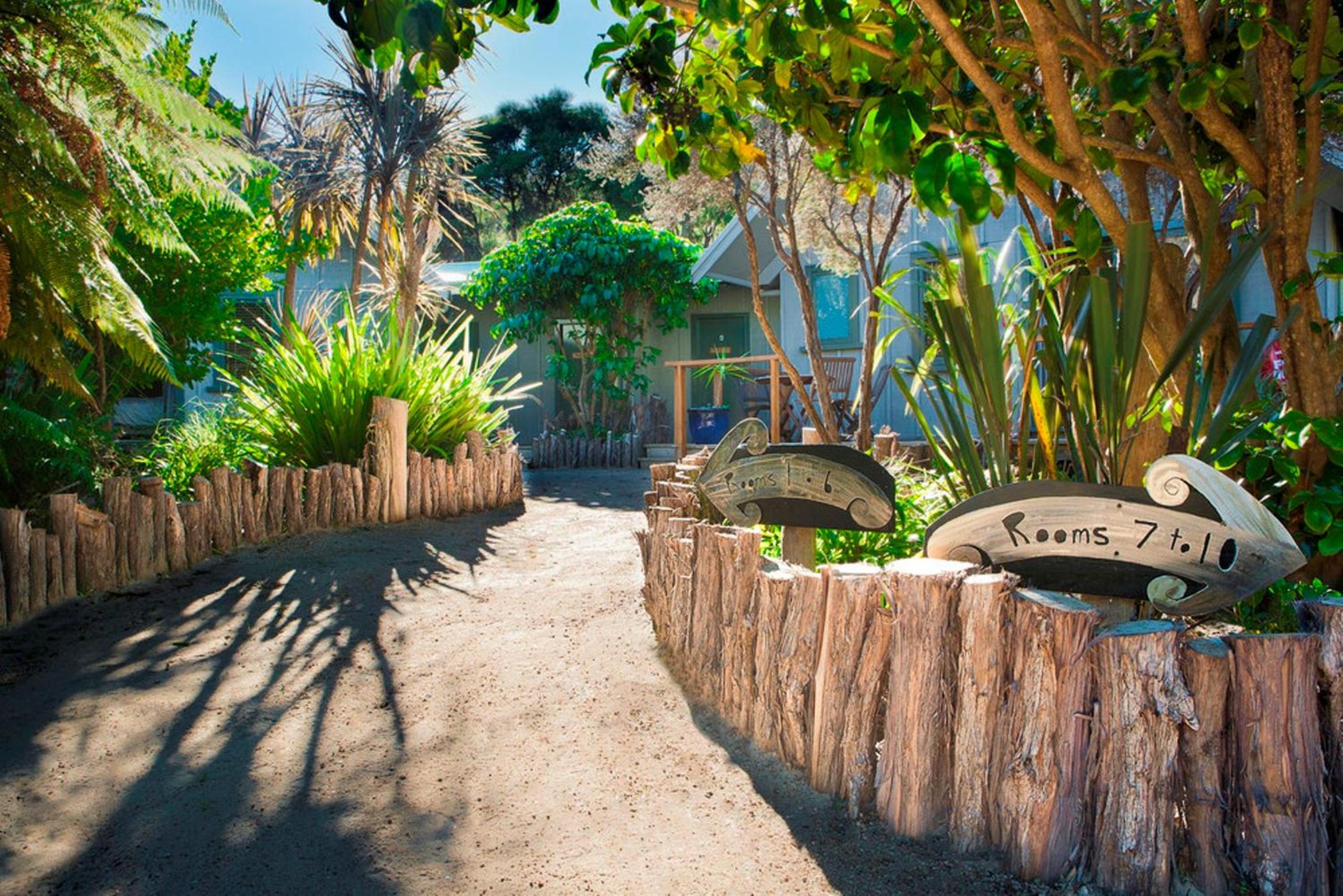 Awaroa Lodge
