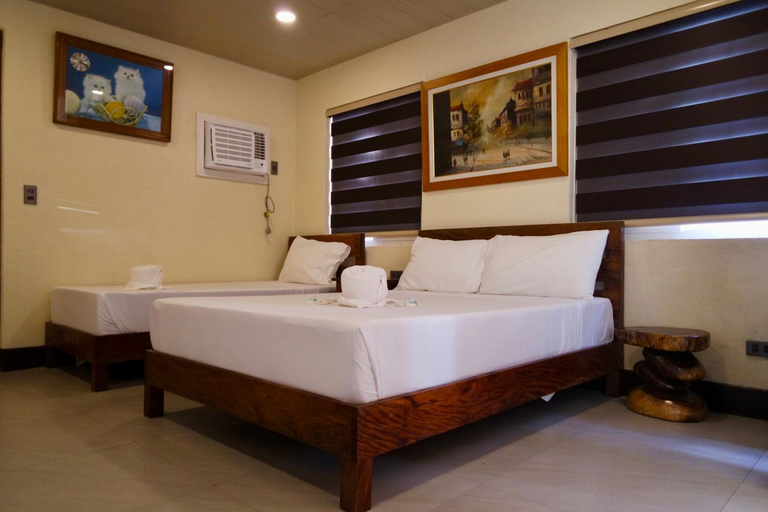 Den Den Guesthouse view 4