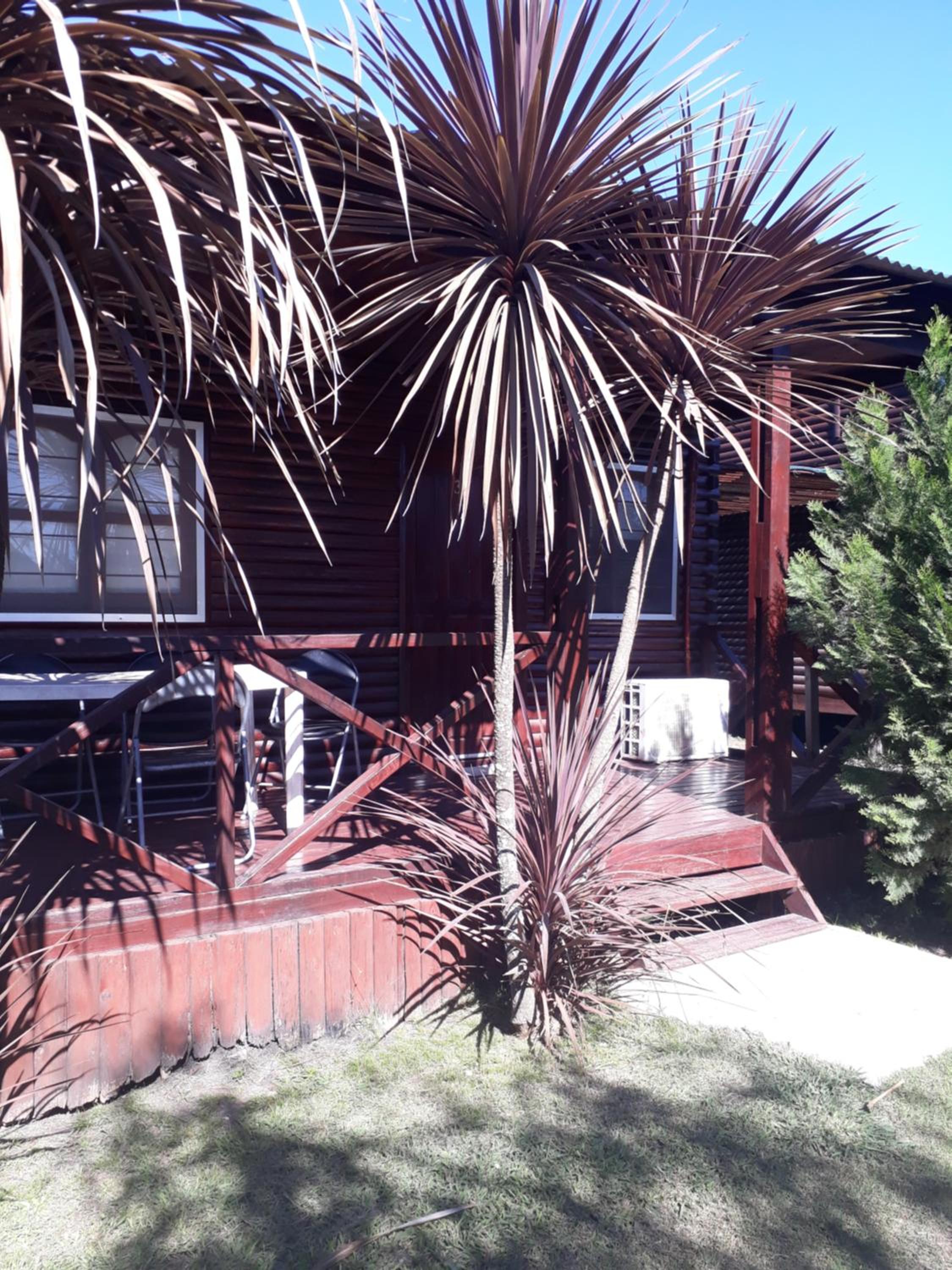 Verde y Sol en la Colonia Bungalows y Cabañas