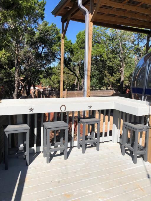 The Steel Magnolia Airstream - Cabins At Rim Rock in Austin, US