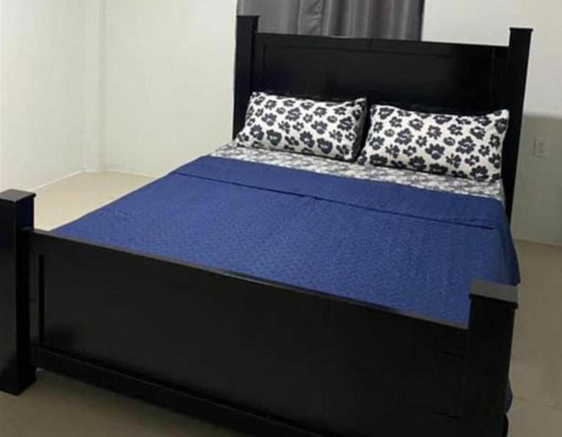 1 Bed Apartment - Sleeps 2 - Parking - Wifi view 4