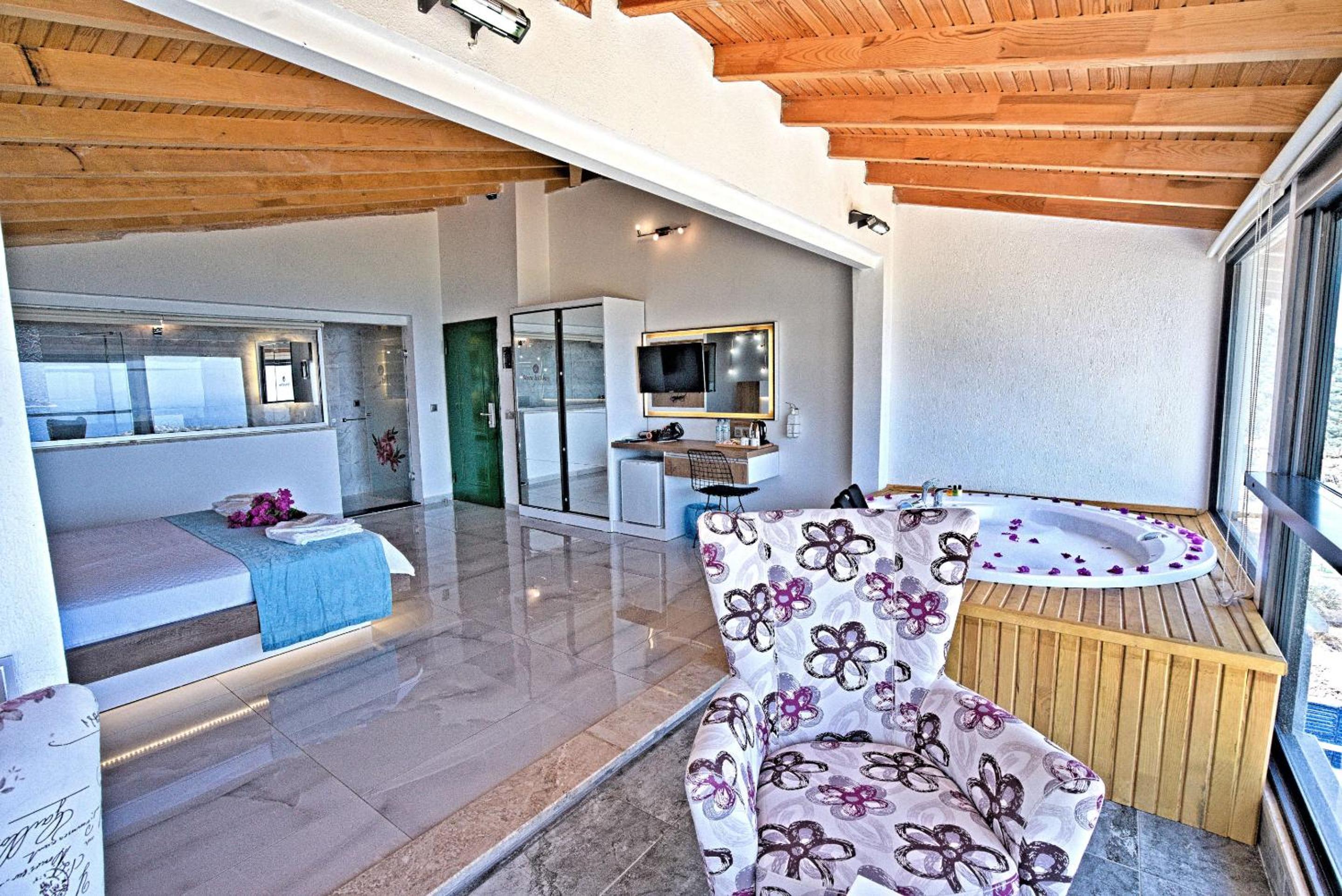 Stonehillkaş - Image 53