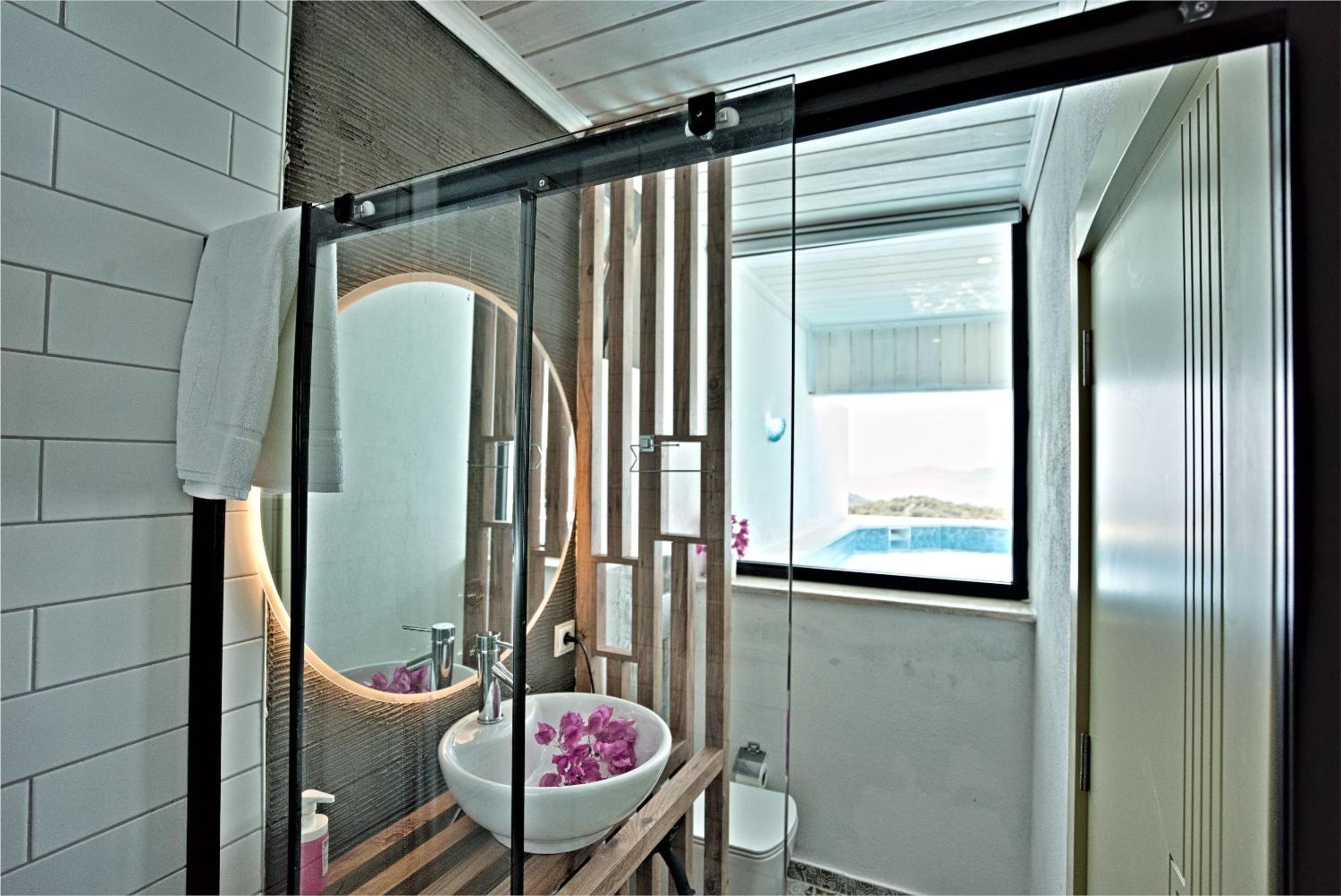 Stonehillkaş - Image 103