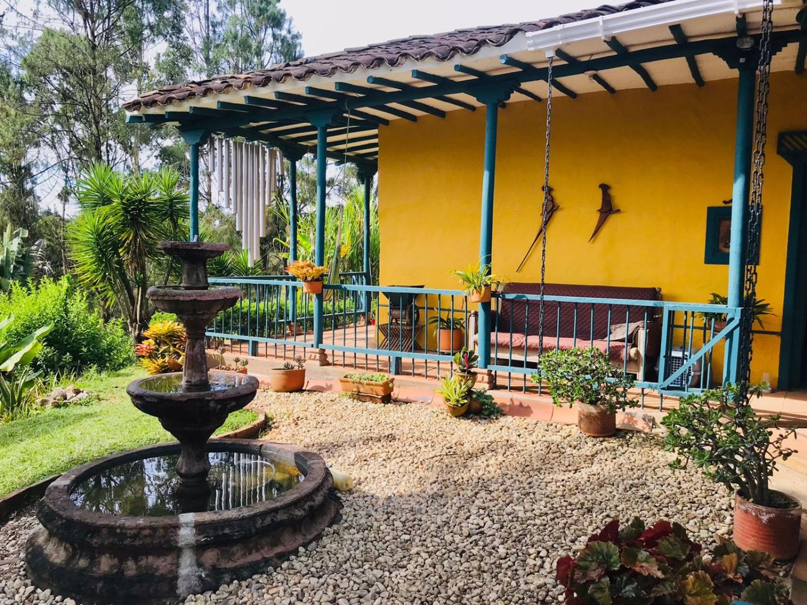 FINCA COCUYAL Hospedaje típico paisa